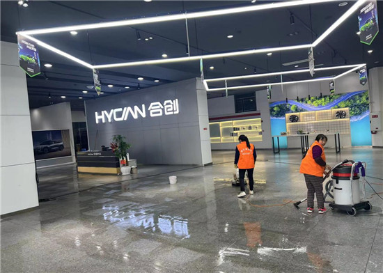 2022年4月2日重慶市萬州區(qū)合創(chuàng)汽車外墻和地面清洗由重慶美萬家保潔服務有限公司萬州分公司承接